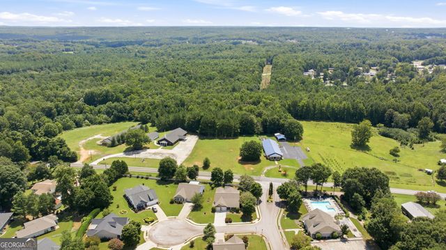 304 Victory Circle, Commerce, GA 30529