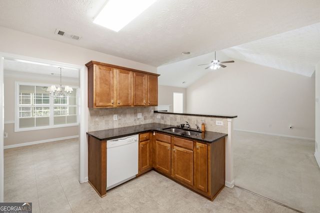 304 Victory Circle, Commerce, GA 30529