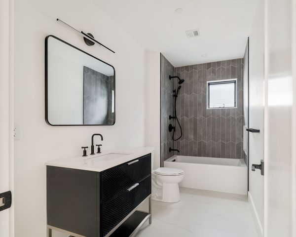 387 Norfolk St 2, Cambridge, MA 02139