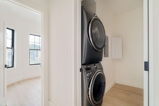 387 Norfolk St 2, Cambridge, MA 02139