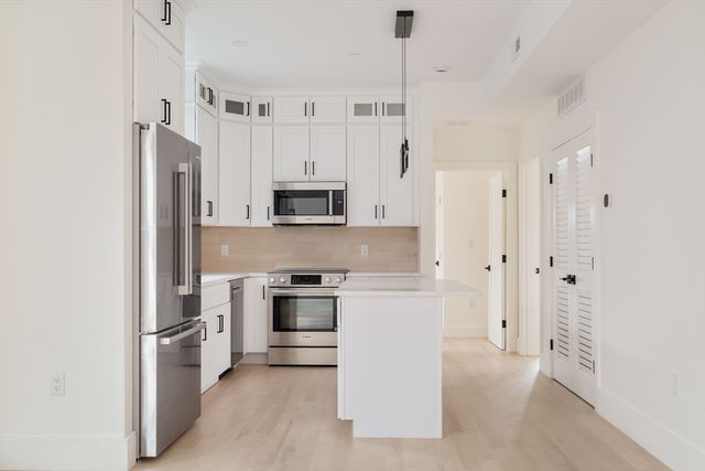 387 Norfolk St 2, Cambridge, MA 02139