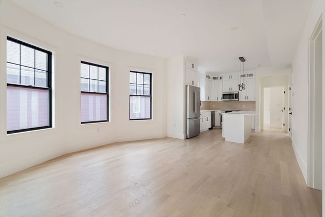 387 Norfolk St 2, Cambridge, MA 02139