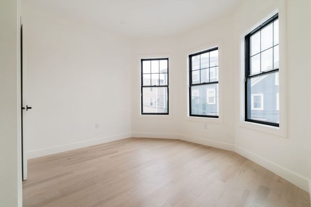 387 Norfolk St 2, Cambridge, MA 02139