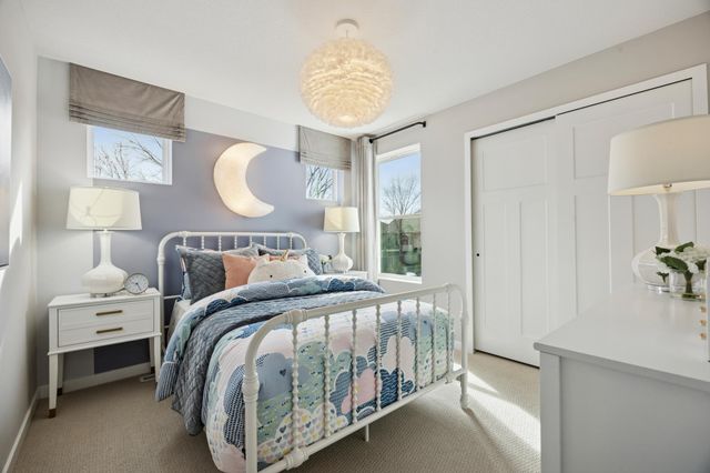 17967 Genoa Drive, Lakeville, MN 55044