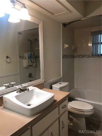 3754 S Apopka Avenue, Inverness, FL 34452