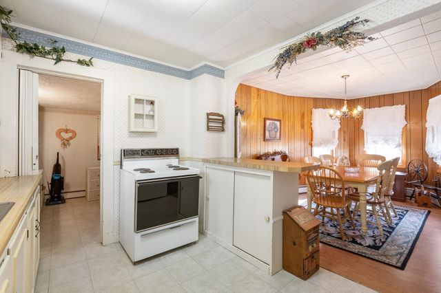 13 2nd Street, Gorham, NH 03581