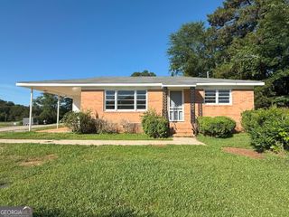 1369 Bowman Highway, Elberton, GA 30635