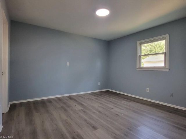 1529 Pleasant Street, Winston-salem, NC 27107