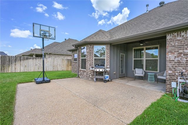 3011 Nobel Court, Bryan, TX 77808