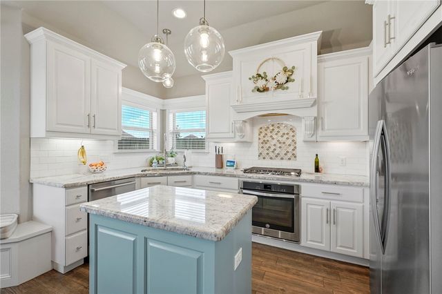 3011 Nobel Court, Bryan, TX 77808