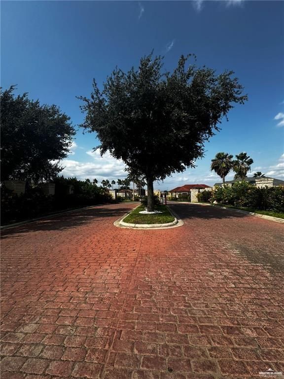 000 Senna Drive, Rio Grande City, TX 78582