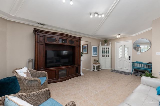 2732 Rhett Drive, Pharr, TX 78577