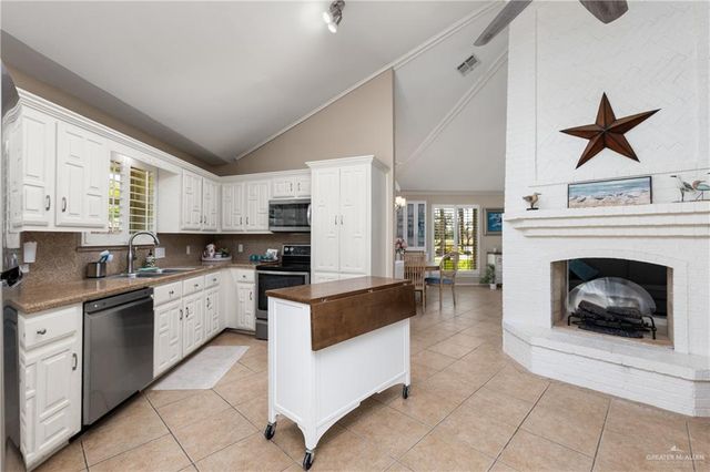 2732 Rhett Drive, Pharr, TX 78577