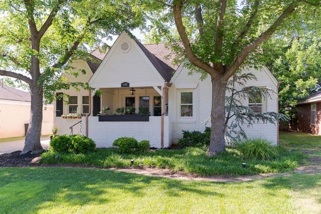 1108 W Wilshire Boulevard, Nichols Hills, OK 73116