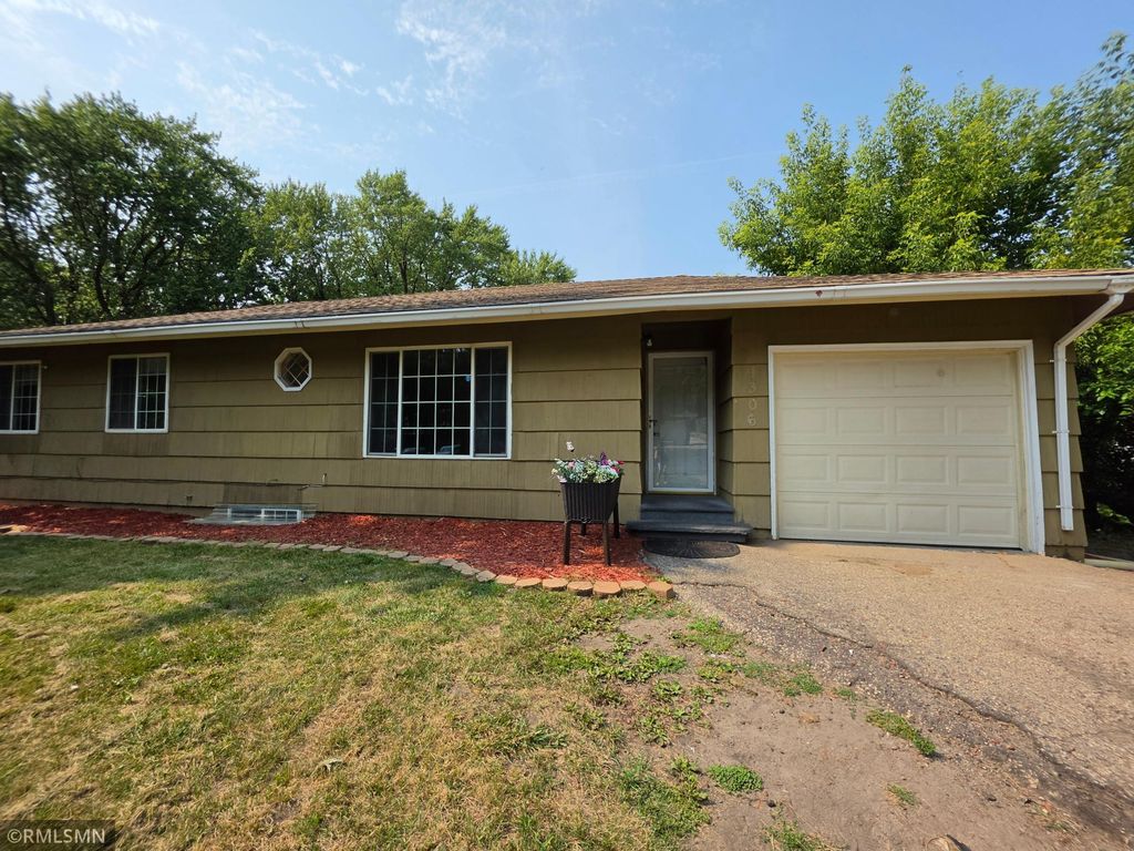 1306 Woodhill Road, Burnsville, MN 55337 — photo 2
