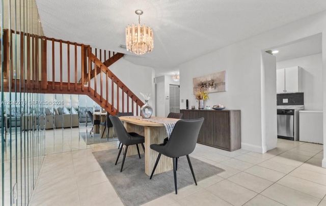 3539 W Inverrary Boulevard W, Lauderhill, FL 33319