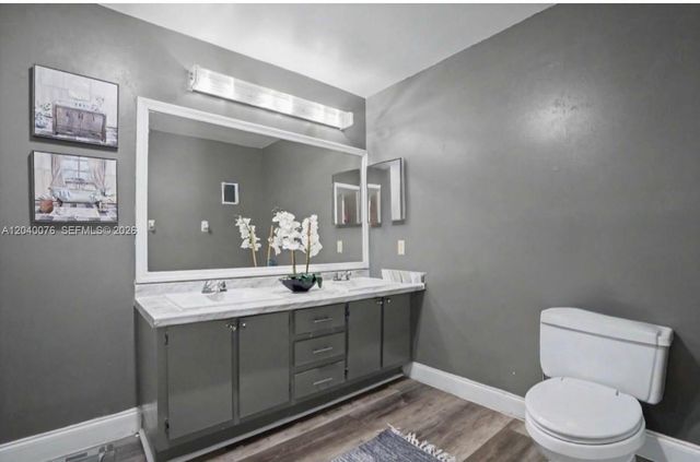 3539 W Inverrary Boulevard W, Lauderhill, FL 33319