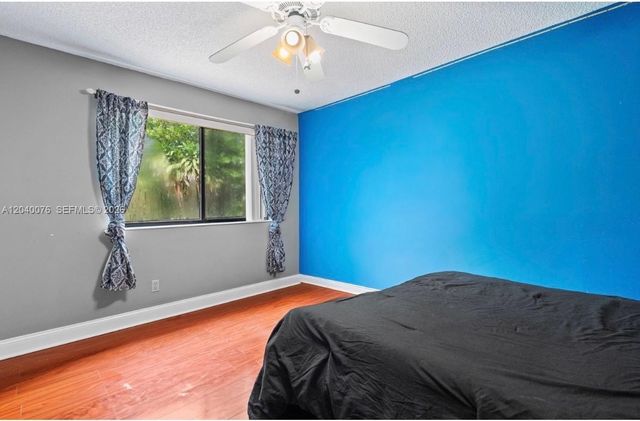 3539 W Inverrary Boulevard W, Lauderhill, FL 33319