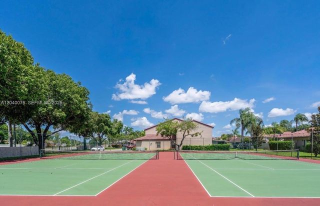 3539 W Inverrary Boulevard W, Lauderhill, FL 33319