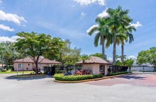3539 W Inverrary Boulevard W, Lauderhill, FL 33319