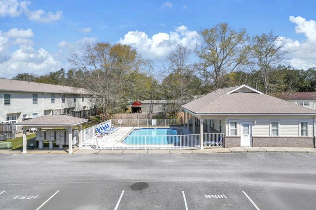 1856 Shay-Lin Court B8, Niceville, FL 32578