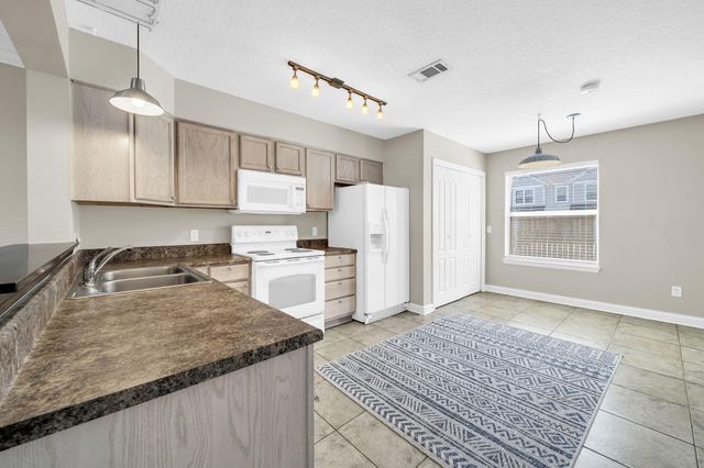 1856 Shay-Lin Court B8, Niceville, FL 32578