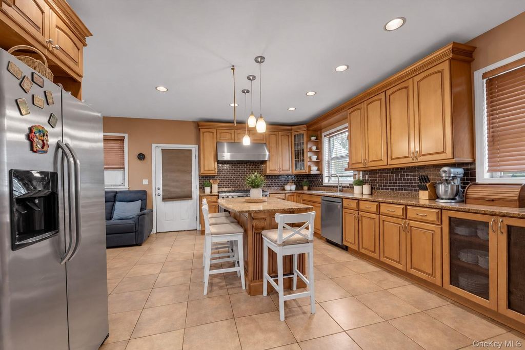 161-03 Powells Cove Boulevard, Whitestone, NY 11357 — photo 5