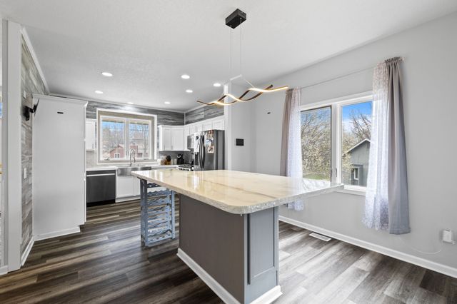 3607 SW 35th Street, Des Moines, IA 50321