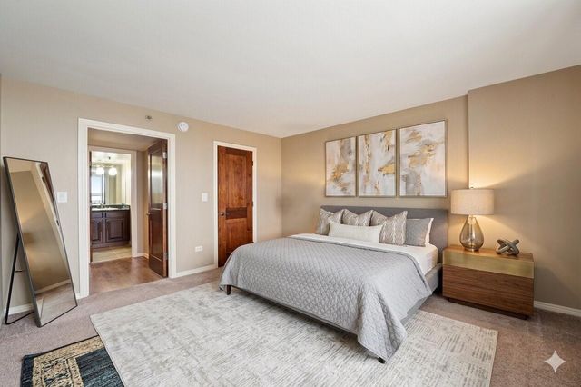 3525 Sage Road 1111, Houston, TX 77056