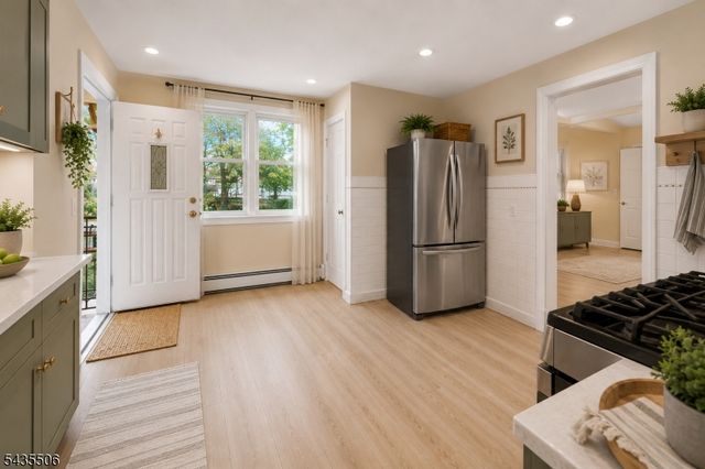 366 7th Ave W, Newark City, NJ 07107