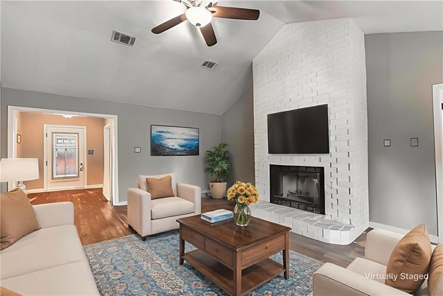 106 North Hills Circle, Franklin, TX 77856