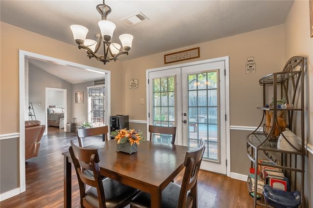 106 North Hills Circle, Franklin, TX 77856