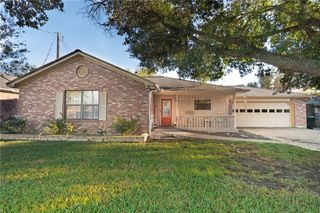 106 North Hills Circle, Franklin, TX 77856