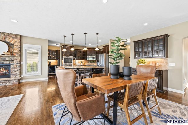 10122 S 124 Street, Papillion, NE 68046