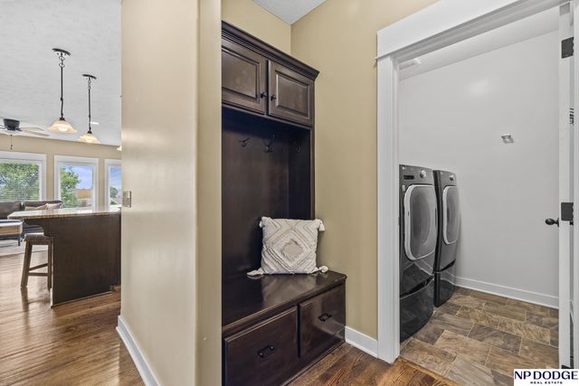 10122 S 124 Street, Papillion, NE 68046