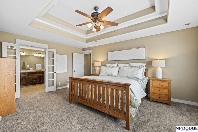 10122 S 124 Street, Papillion, NE 68046