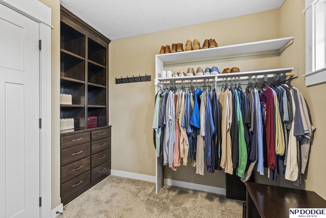 10122 S 124 Street, Papillion, NE 68046
