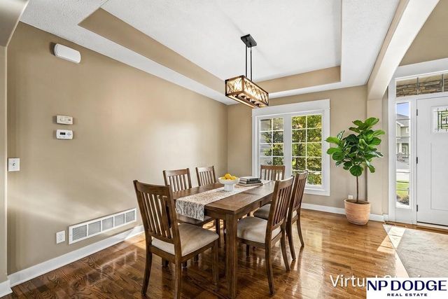 10122 S 124 Street, Papillion, NE 68046