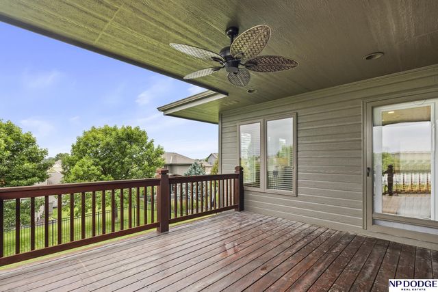 10122 S 124 Street, Papillion, NE 68046