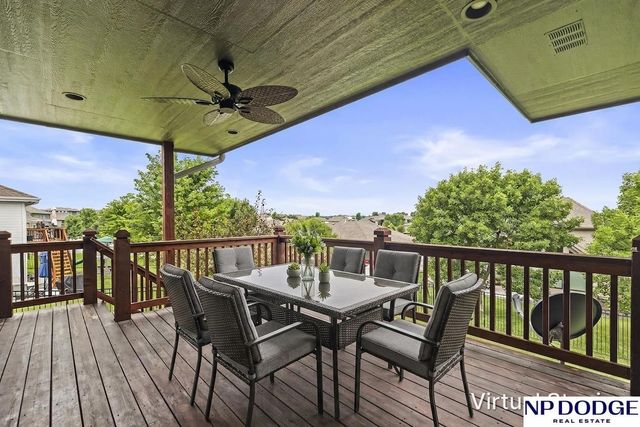 10122 S 124 Street, Papillion, NE 68046