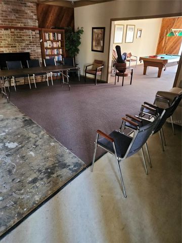 2744 HIDDEN LAKE BOULEVARD C, Sarasota, FL 34237