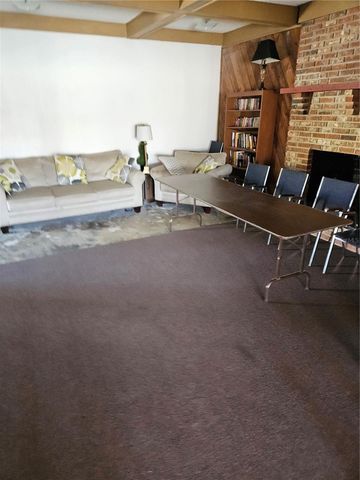 2744 HIDDEN LAKE BOULEVARD C, Sarasota, FL 34237