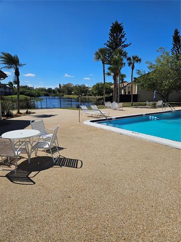 2744 HIDDEN LAKE BOULEVARD C, Sarasota, FL 34237