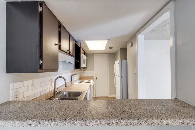 12818 Midway Road 2068, Dallas, TX 75244