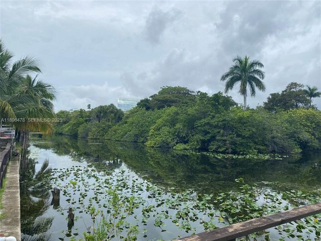 877 NE 63rd Street, Fort Lauderdale, FL 33334