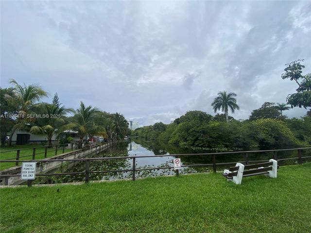877 NE 63rd Street, Fort Lauderdale, FL 33334