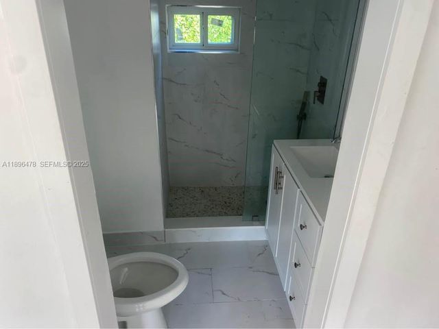877 NE 63rd Street, Fort Lauderdale, FL 33334