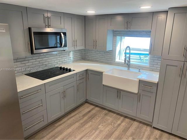877 NE 63rd Street, Fort Lauderdale, FL 33334