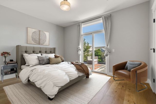 29 Woodbine Street 302, Somerville, MA 02143