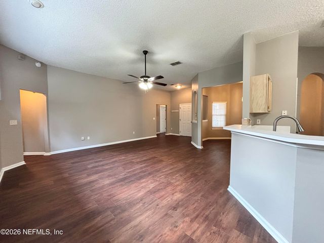 8095 TESSA Terrace E, Jacksonville, FL 32244